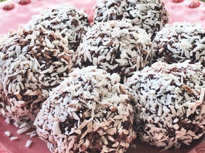 Chokladbollar med dadlar