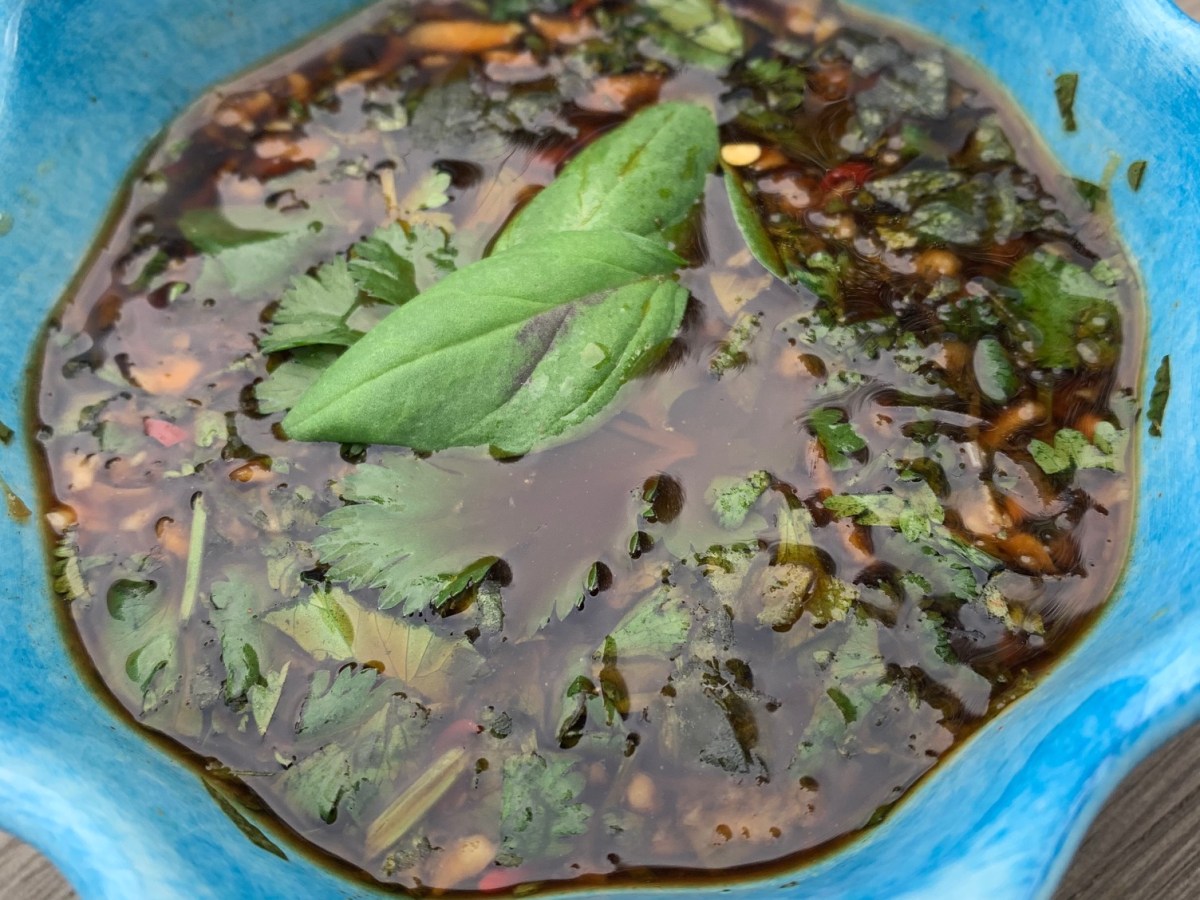 Dressing eller grillsås med chili, lime, ingefära och&nbsp;örter